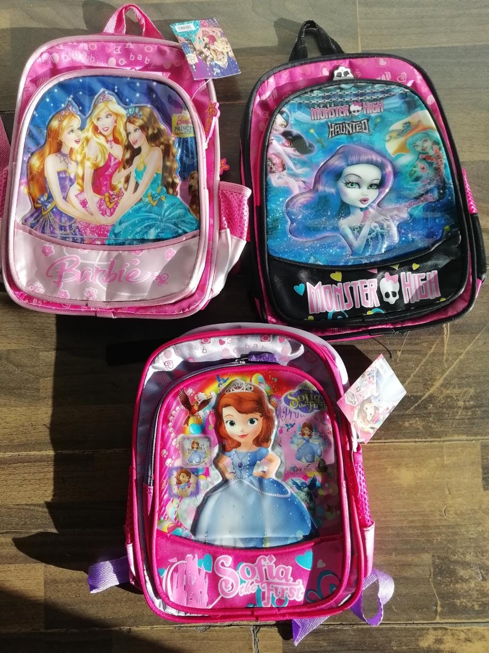 Mochila espalda 12" barbie/monster
