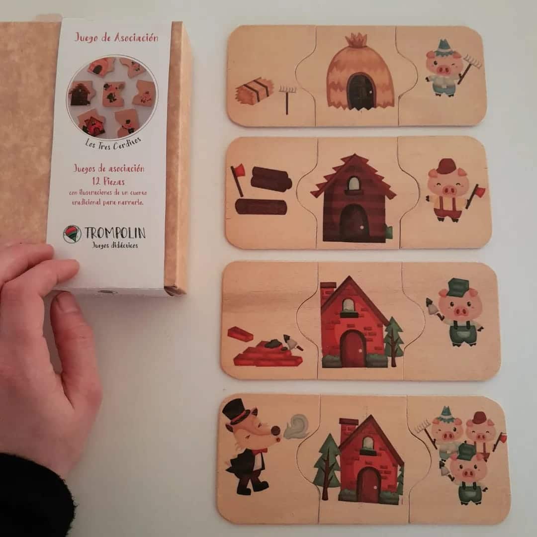 Juego "trompolin" asociacion los 3 cerditos 