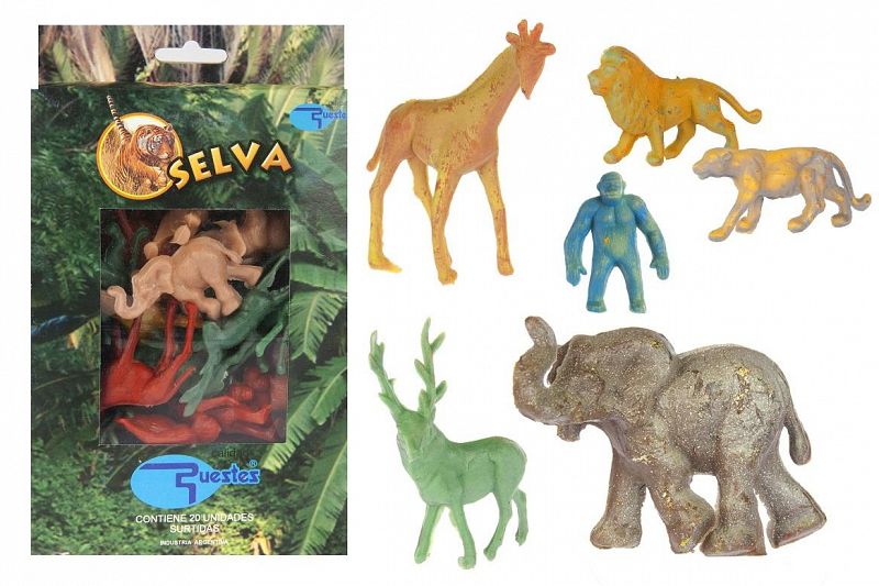 MuÑecos  de la selva