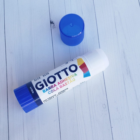 Barra adhesiva giotto 21 gr.