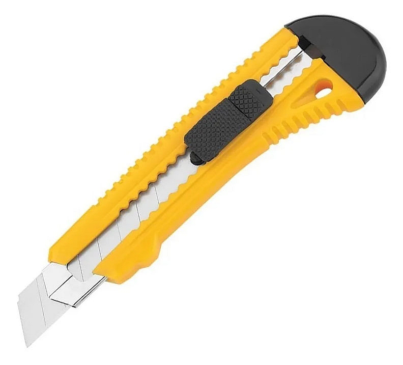 Cutter olami plastico 18mm tri202